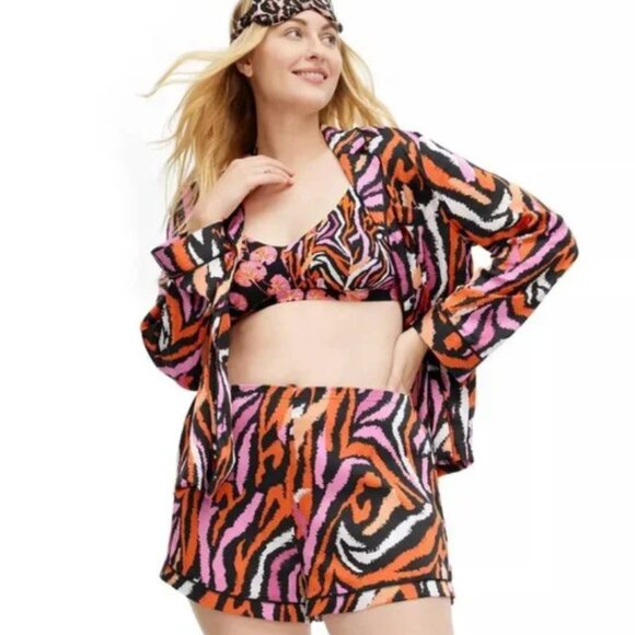 Diane von Furstenberg DVF for Target Zebra PJ Set Medium Top w Large Shorts - Picture 2 of 8